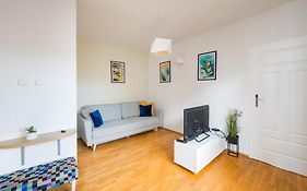 Metro Mlynow Pleasant Apartament
